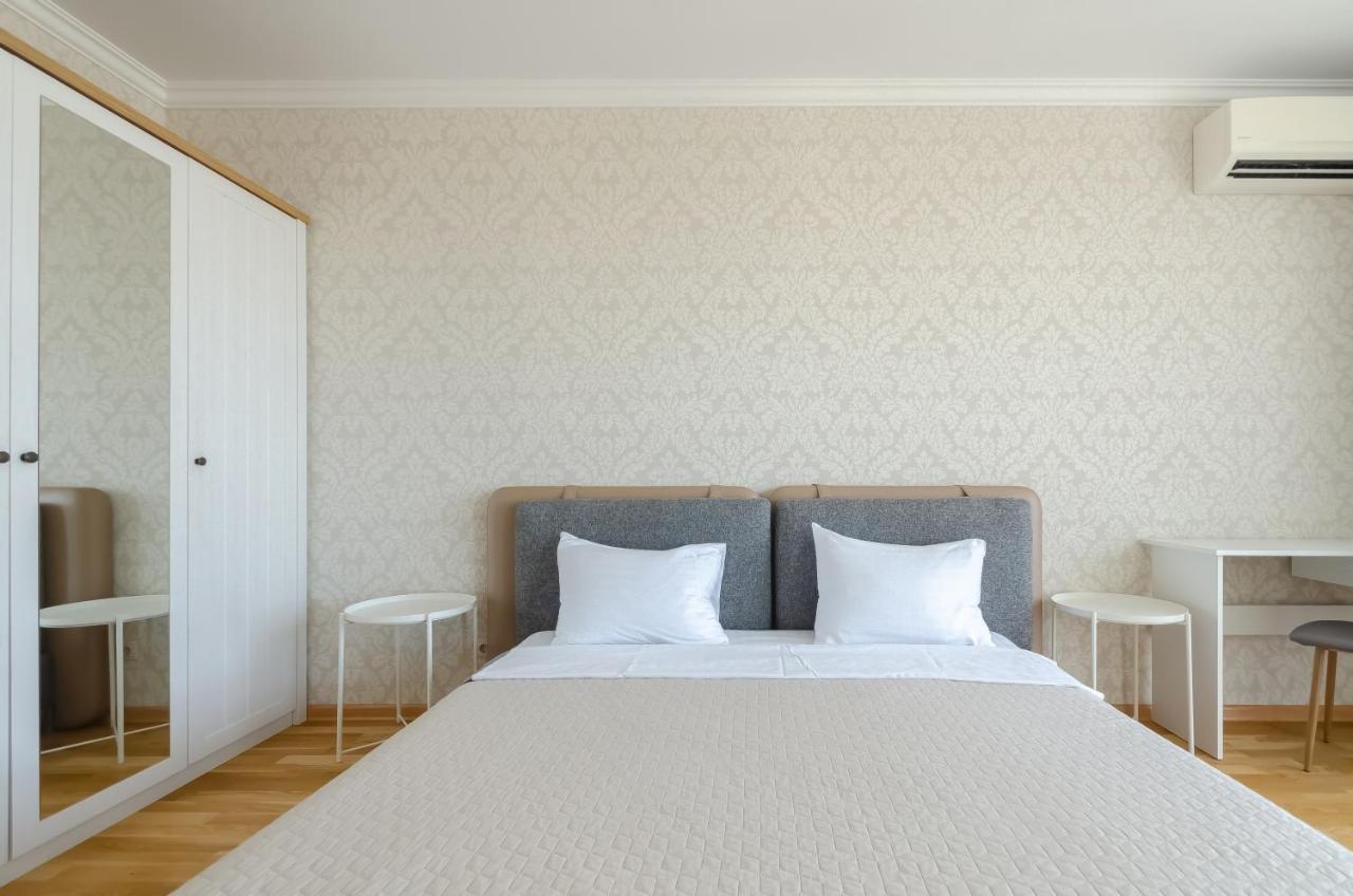 Petrovdom 41B-59B-90B-77B Stunning City View Apartments At Rc Kvartet, Central Railway Station Κίεβο Εξωτερικό φωτογραφία