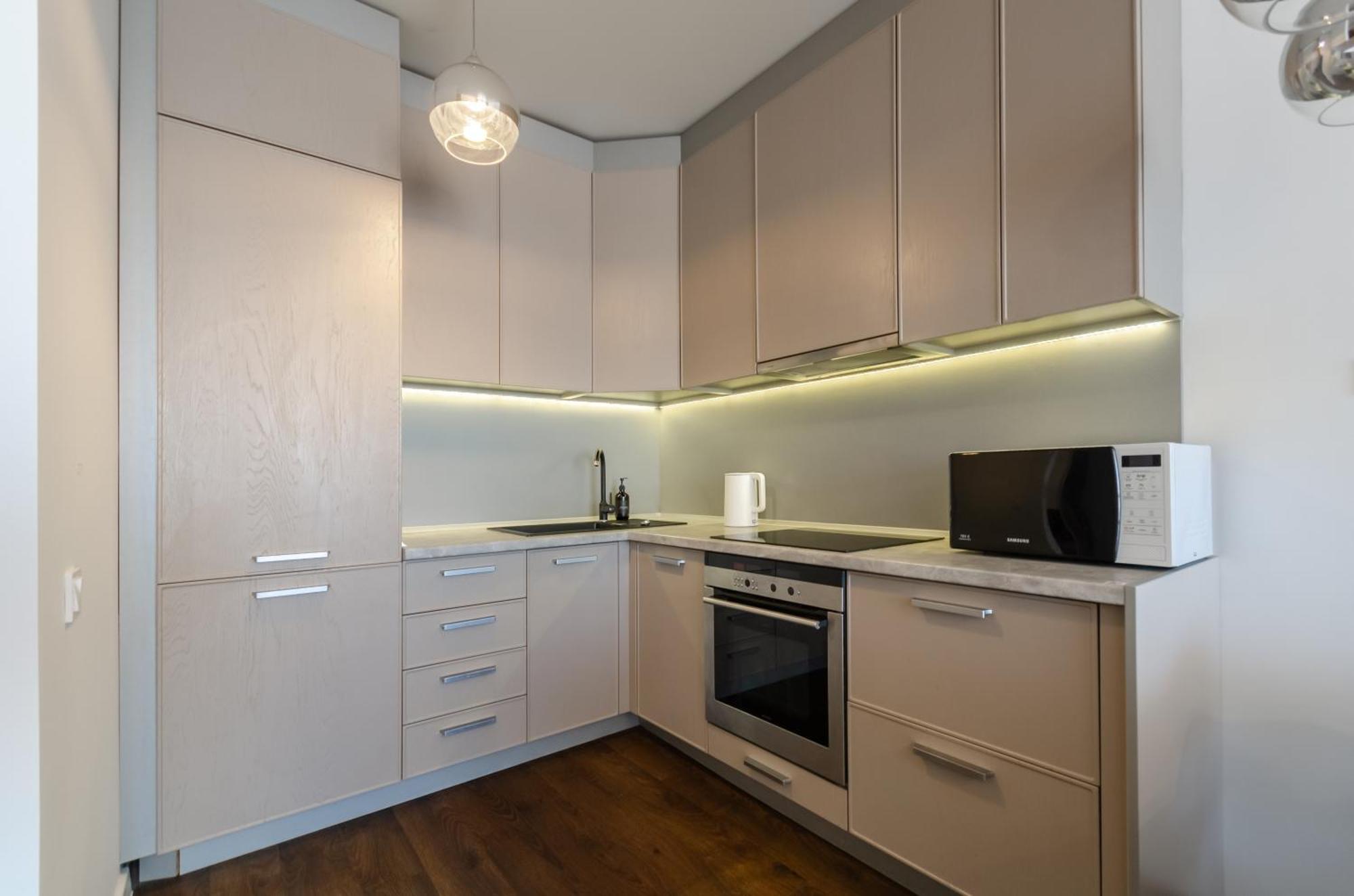Petrovdom 41B-59B-90B-77B Stunning City View Apartments At Rc Kvartet, Central Railway Station Κίεβο Εξωτερικό φωτογραφία