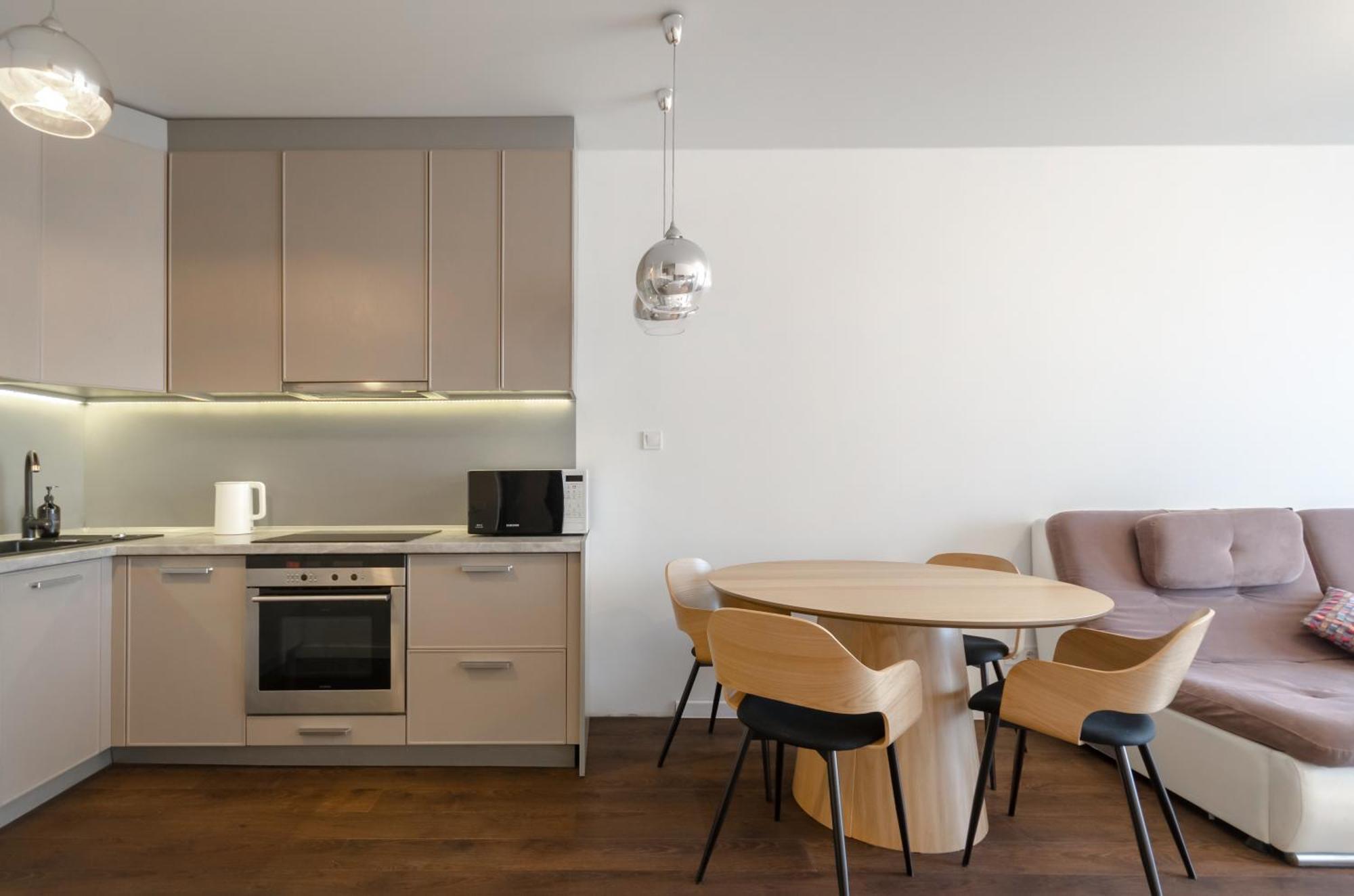 Petrovdom 41B-59B-90B-77B Stunning City View Apartments At Rc Kvartet, Central Railway Station Κίεβο Εξωτερικό φωτογραφία